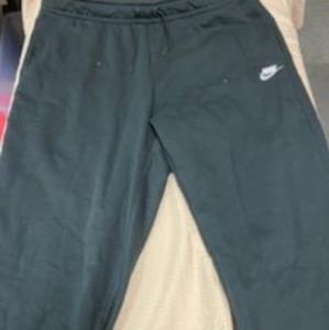 Womens Nike Sportswear Essential Plus Size Fleece